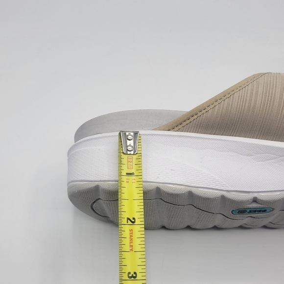 BZees slides with velcro size 9.5M - Picture 10 of 14